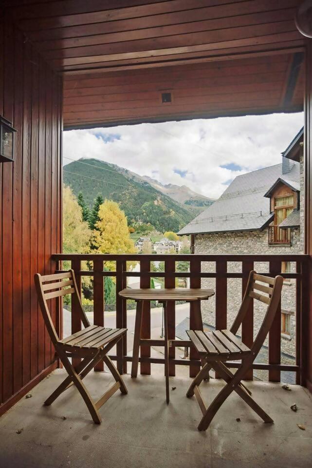 La Casita Del Arbol Sallent de Gállego Exterior foto